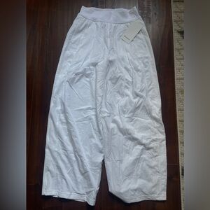 LULULEMON Lightweight Tennis Track Pant
